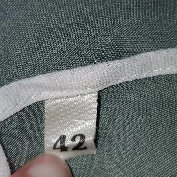 Lacoste Double Pleated Casual Size 42x31 - Picture 7 of 10